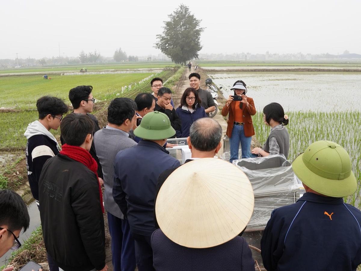 z6327589757159_d8efb42db3f7c3b69b09eb3a74ba1e26